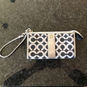 COACH silver and grey classic 8 x 4 Wristlet NWOT